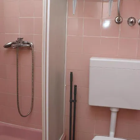 For One Person Gostinjska kuća Kukljica